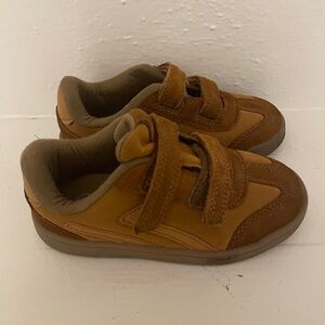 Cat & Jack Toddler Boys' Flint Double Strap Sneakers size 10